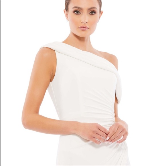 Macduggal RUCHED OFF-THE-SHOULDER MIDI DRESS in White Size 8 - Picture 2 of 9